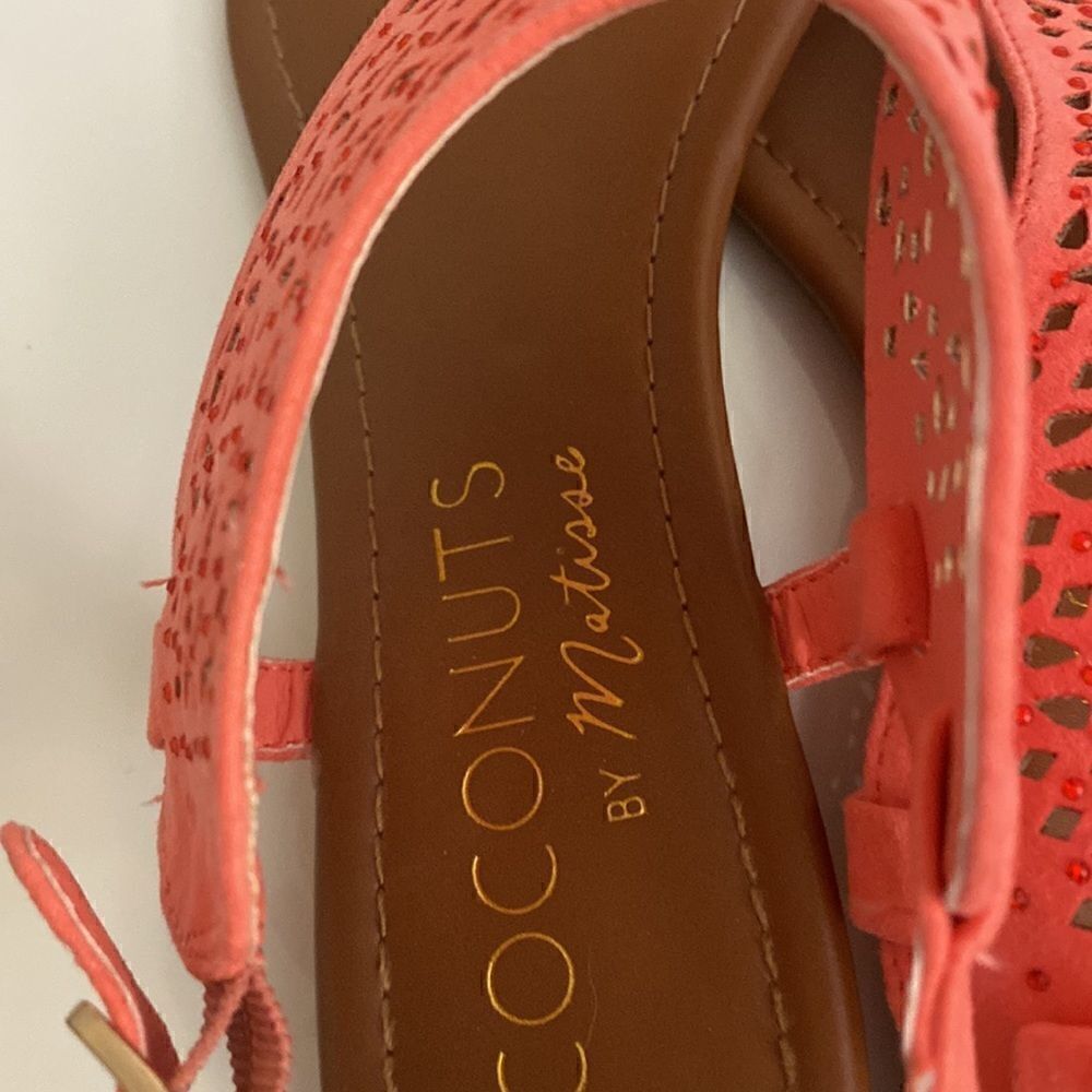 🧡🥥🧡 Coconuts 🌴 by matisse sandals 🩴 - Picture 7 of 8